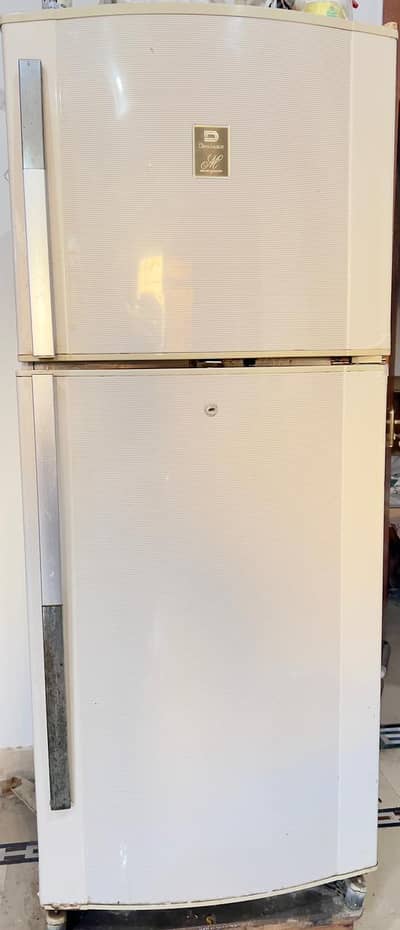 Dawlance fridge 10/10 condition