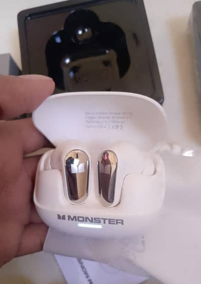 Lenovo Monster Mqt52