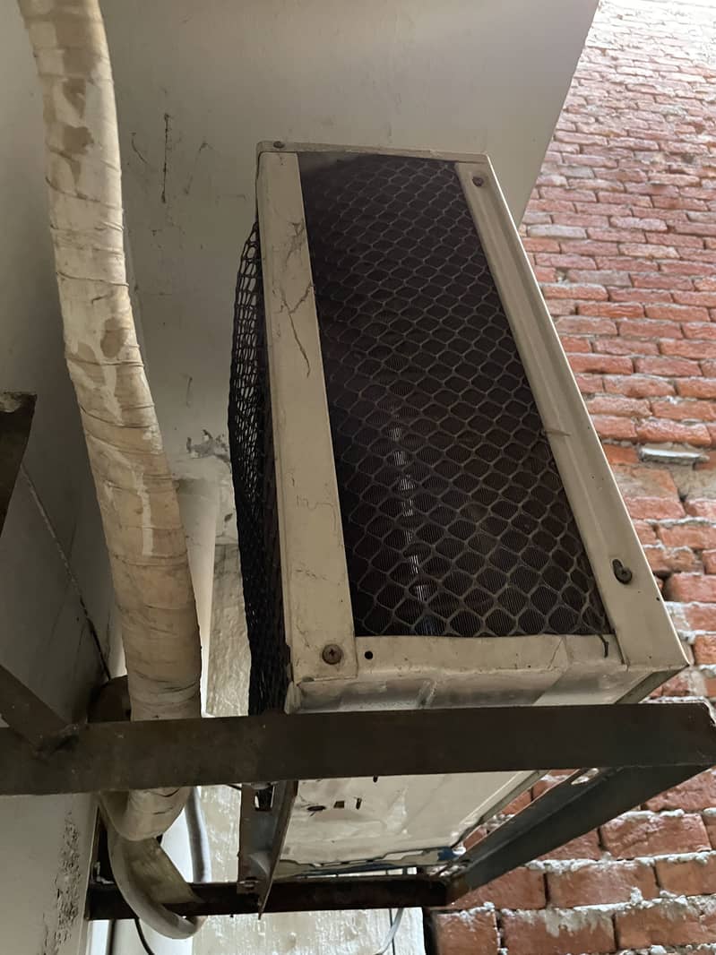 Orient 1 Ton split AC 2