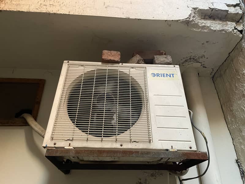 Orient 1 Ton split AC 4