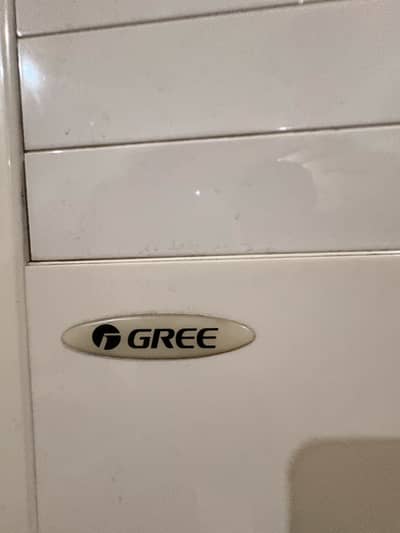 Gree 2 ton Floor standing ac