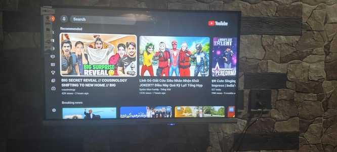 Samsung 32 inch  Android Lcd new version  call. 03101230167