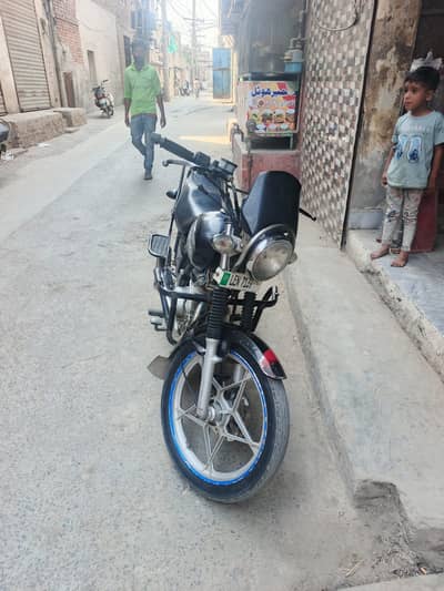 Suzuki GS150 FOR SELL ALL OK 0.3. 03.77. 50.823