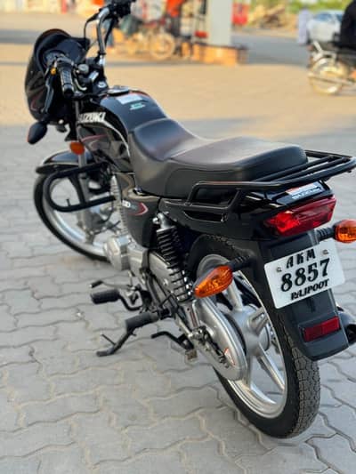 Suzuki gd 110s for sale contact Whatsapp 0325.4962. 940