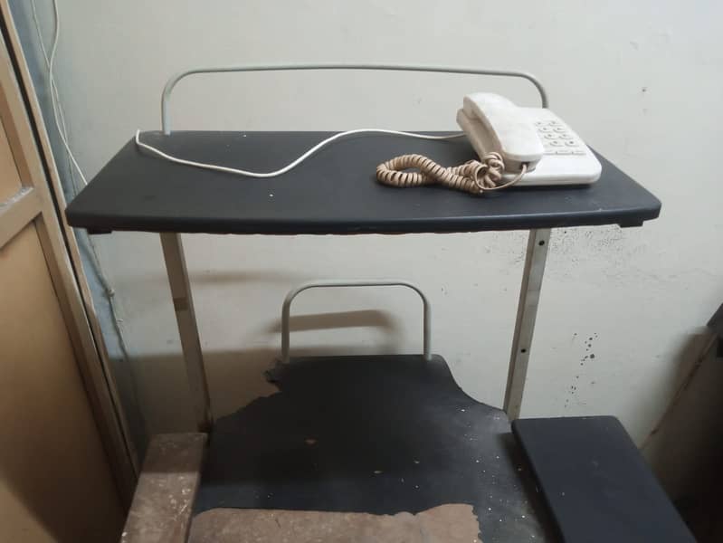 Computer Table 2