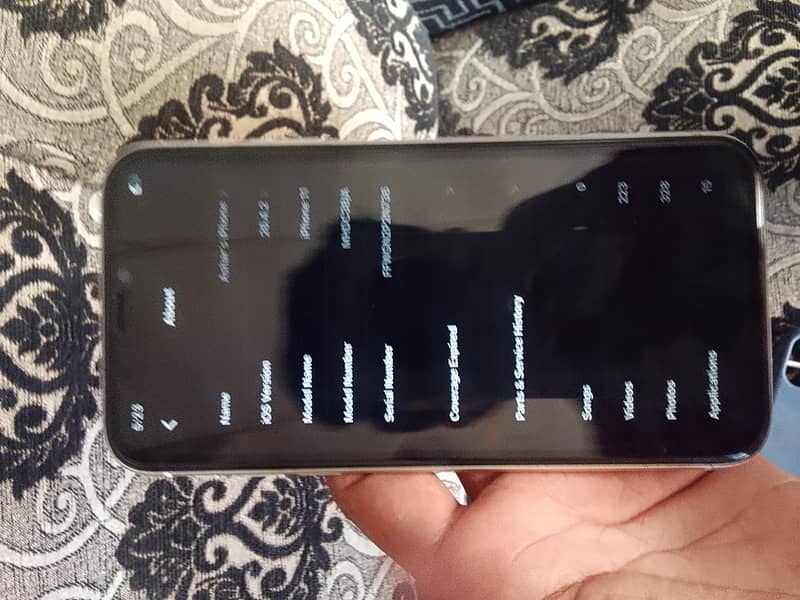 iPhone 11 7