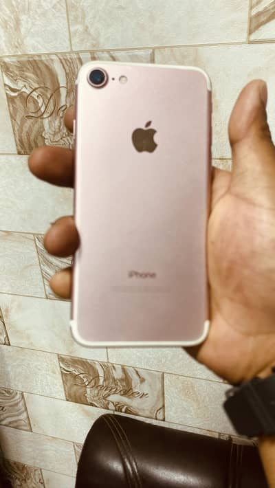 iPhone 7