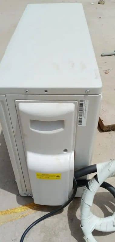 AC DC inverter 1 5 tan urgent for sale