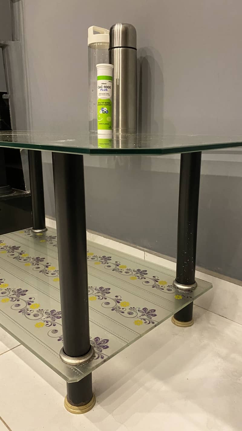 Glass table 1
