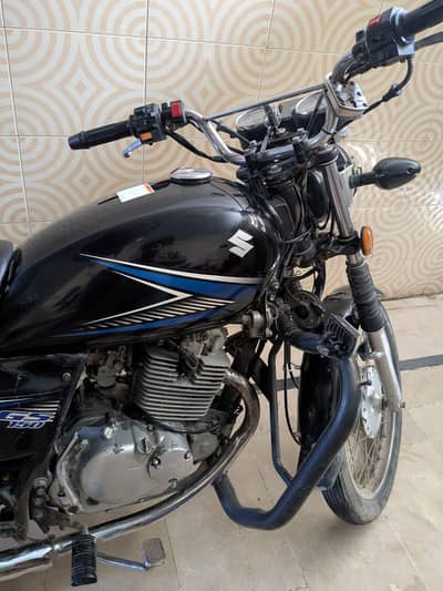 Suzuki GS 150 cc