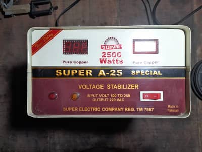 Voltage Stabilizer 700 Watt