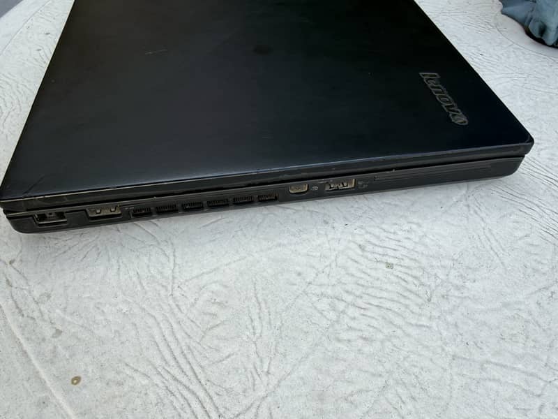 Second hand laptop 3