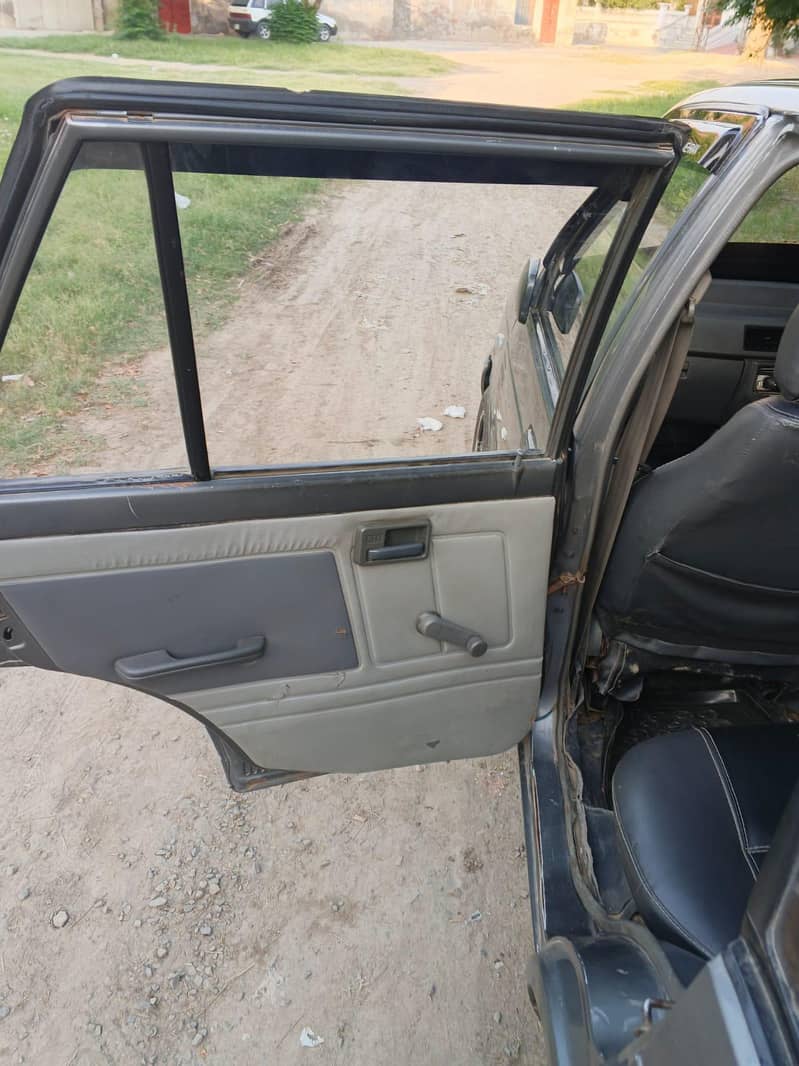 mehran vxr 2011 model 7