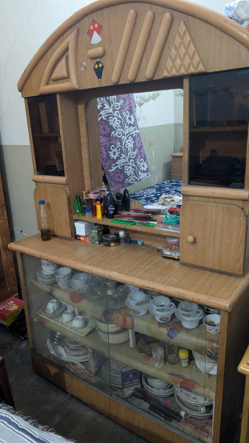 Showcases 3