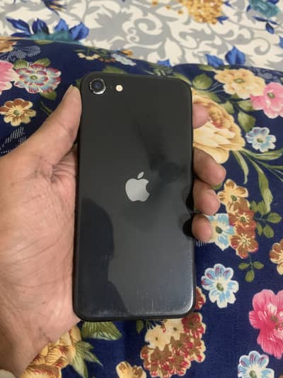 iPhone SE 2020 factory unlock