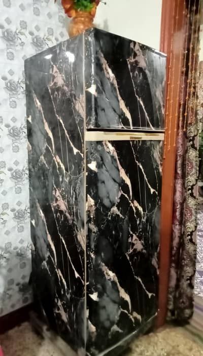 Dawlance fridge for sale