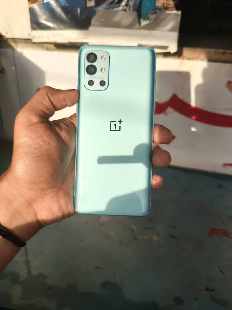 one plus 9r 0