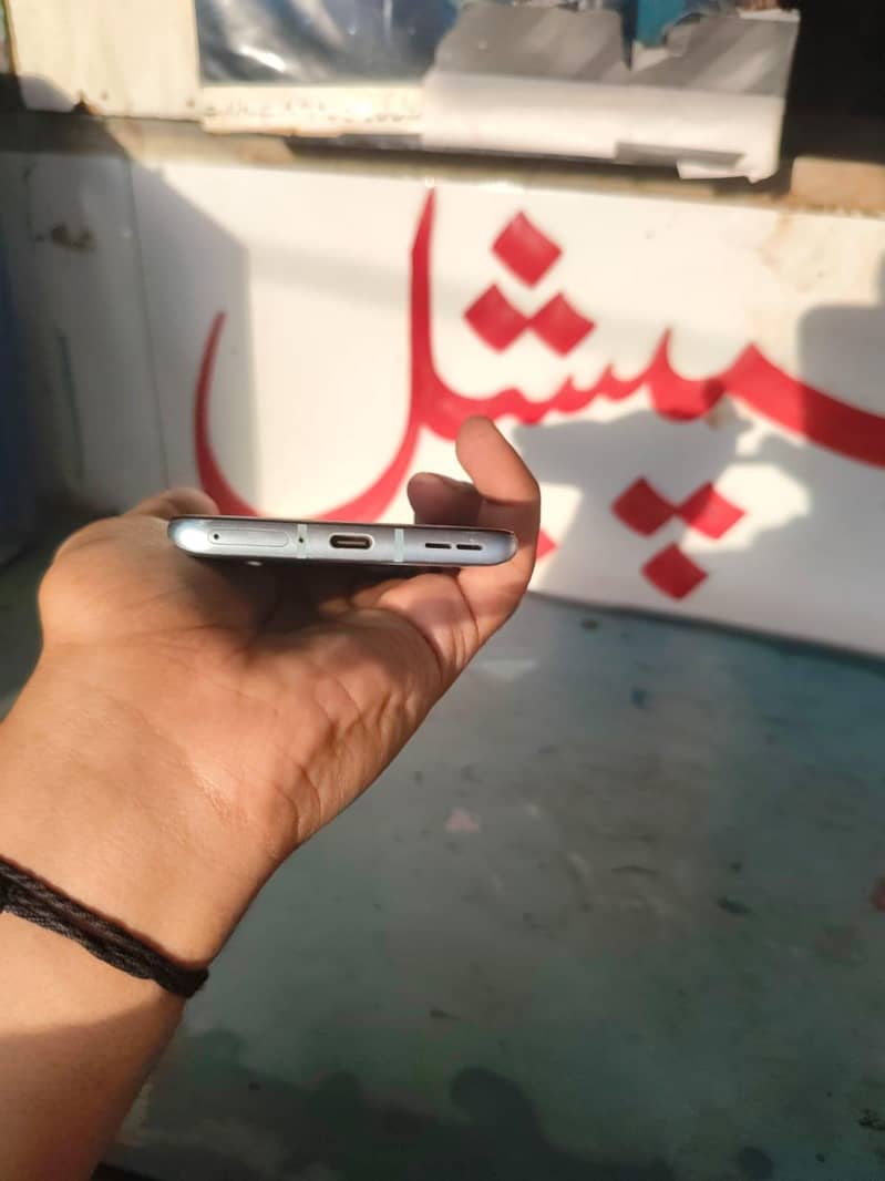 one plus 9r 4