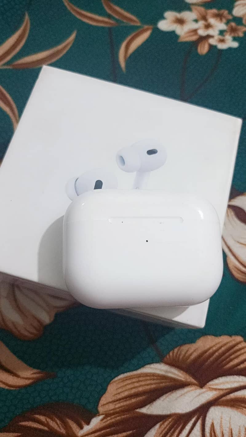 Ear pods 3