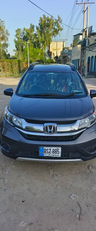 Honda BRV  IVTEC ( MT )   2018