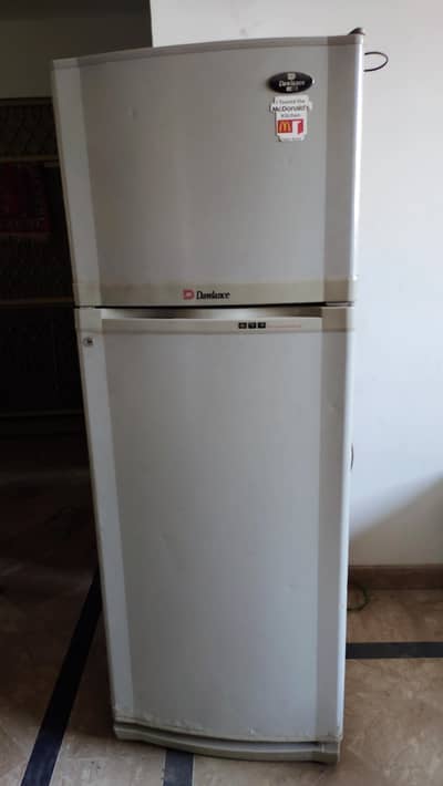 Dawlance Double Door Fridge (Body Good Condition, Compressor Dead)