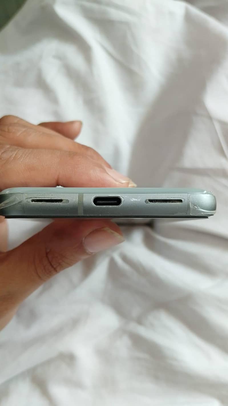 Google pixel 8 2