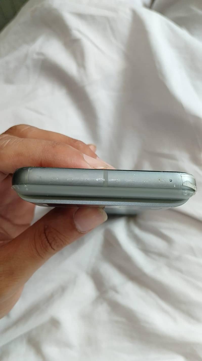 Google pixel 8 3