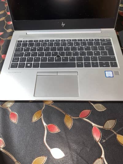Hp laptop elite book 840 gb 8 gen core i5