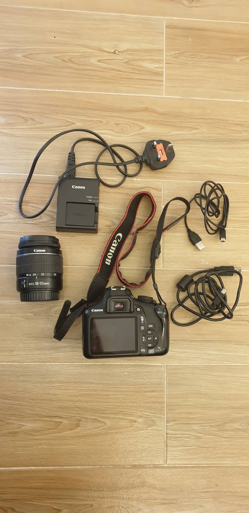 Canon Eos 1300D 0