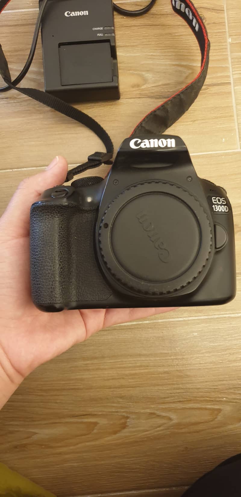 Canon Eos 1300D 3