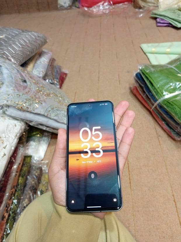 Google Pixel 8 2