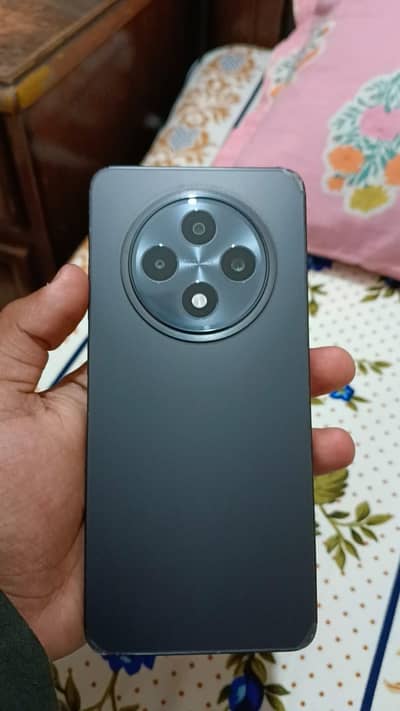 OPPO Reno 12 f