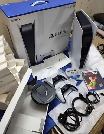 Ps 5 pro play station console 2 controller all accessories and Box