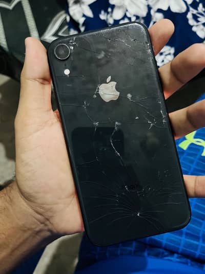 Iphone xr non pta back creak