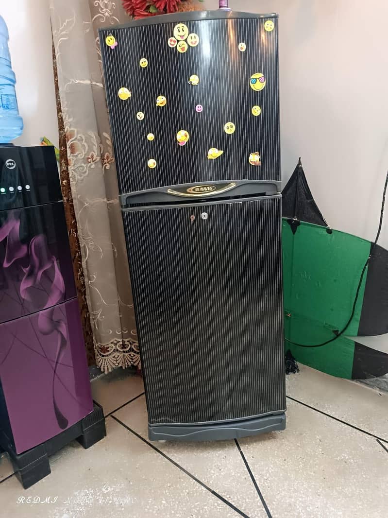 waves refrigerator 0