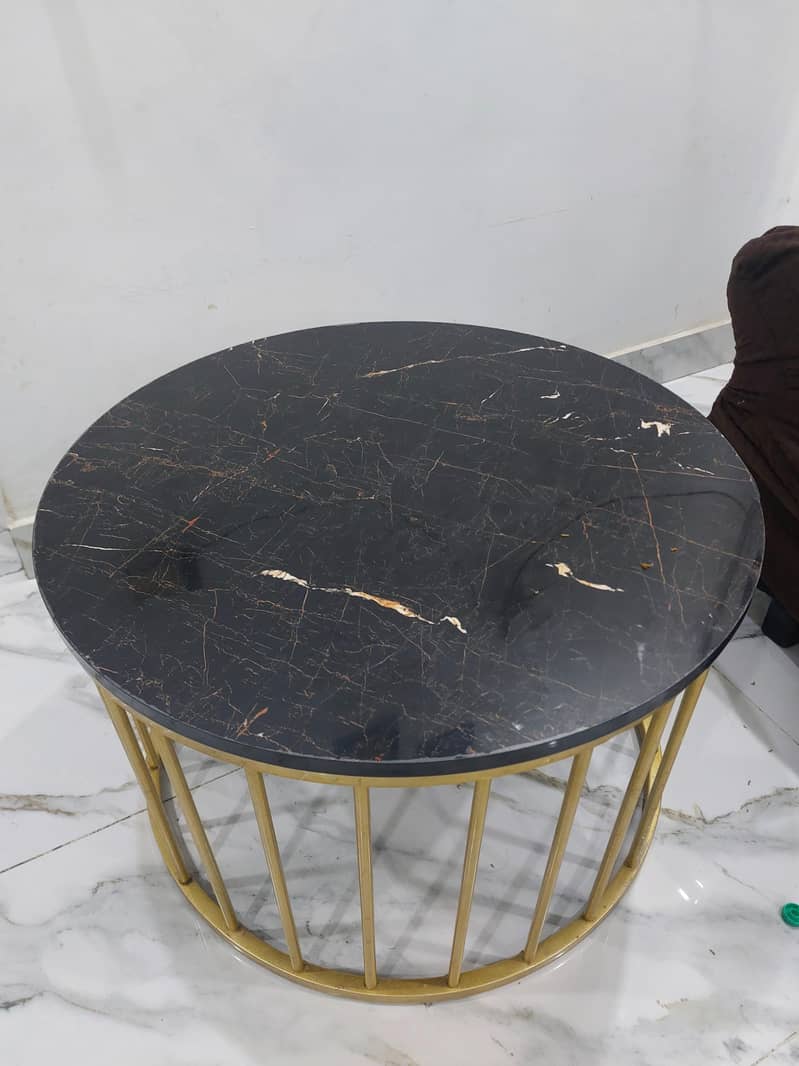 Stylish Table 1