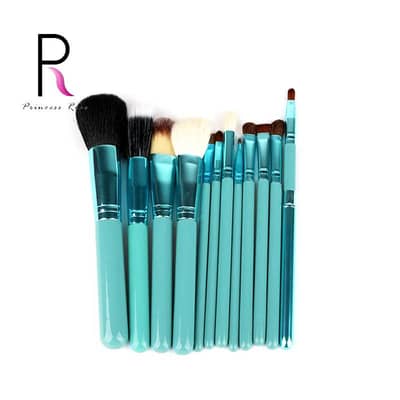 Makeup brushes
