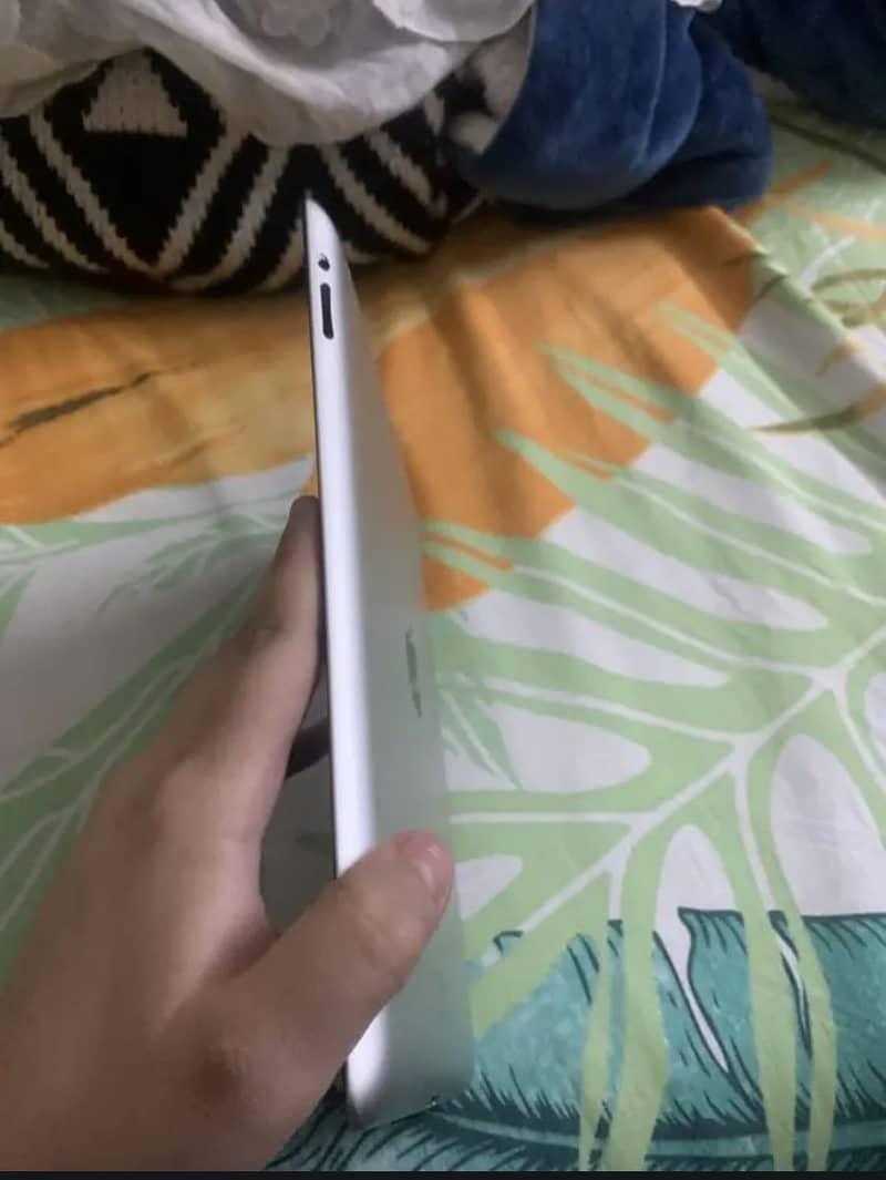 Apple iPad 2 3