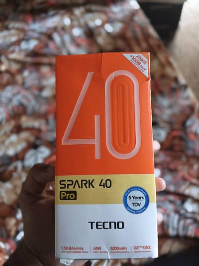 TECHNO SPARK 40 PRO