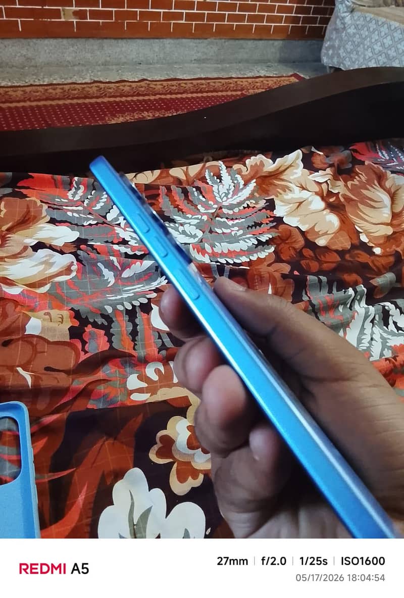 TECHNO SPARK 40 PRO 5