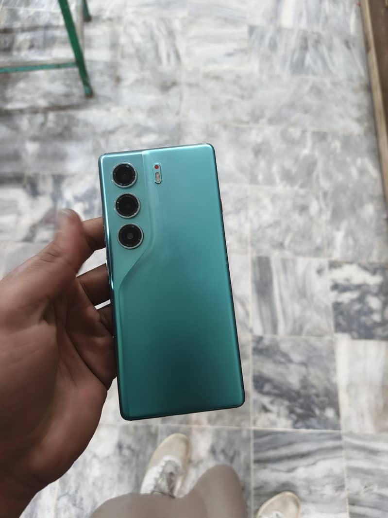 Tecno common 40 0