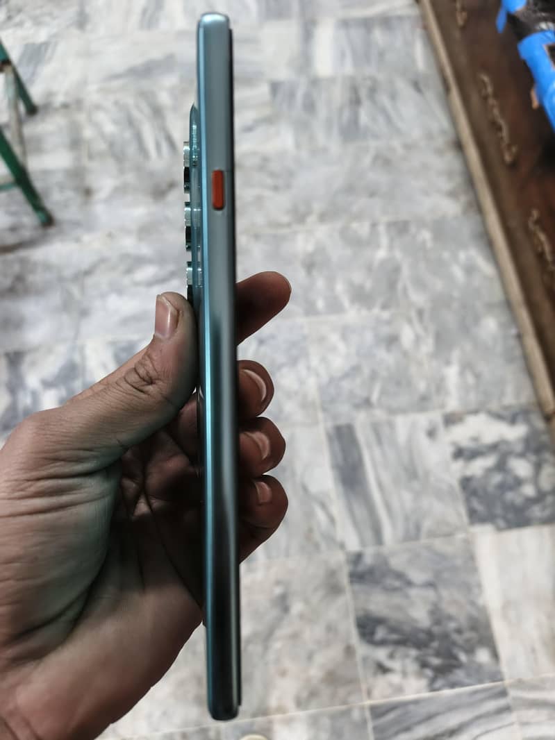 Tecno common 40 3