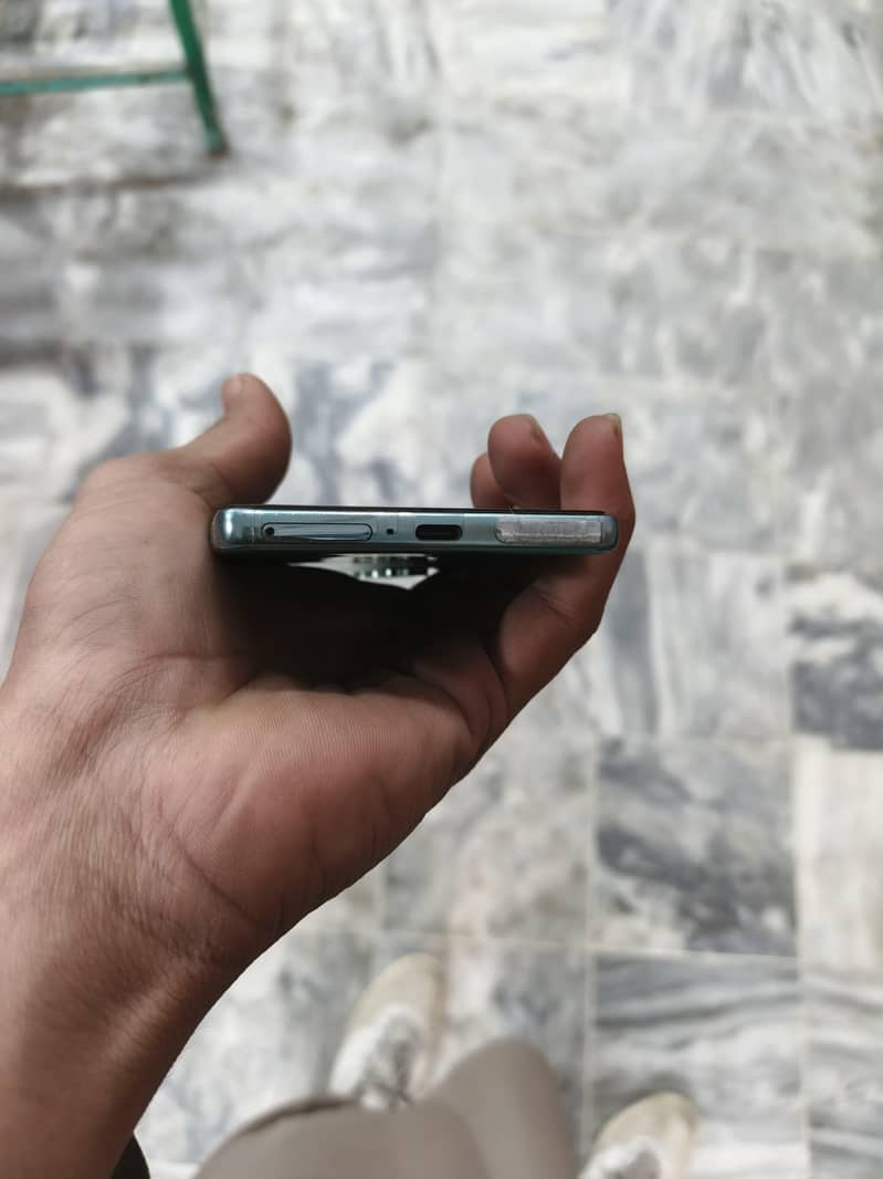 Tecno common 40 4