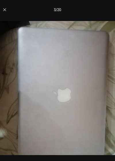 apple laptop mid 2010