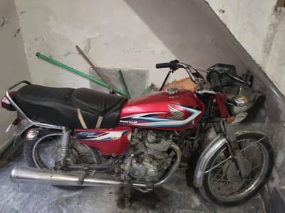 Honda 125 2015 modal all dacuments available bio available