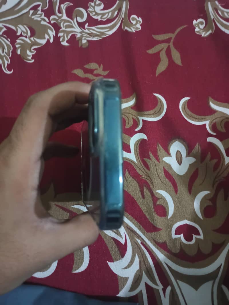 iPhone 13 jv 6