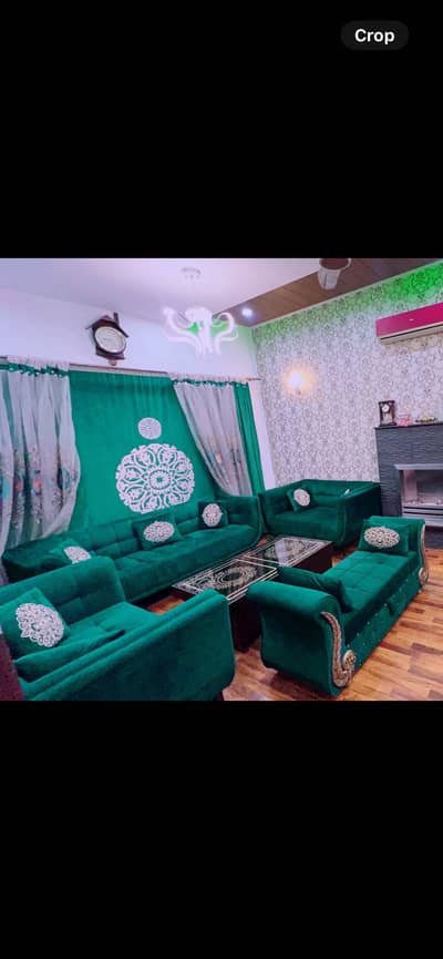 Complete Sofa set with center Table