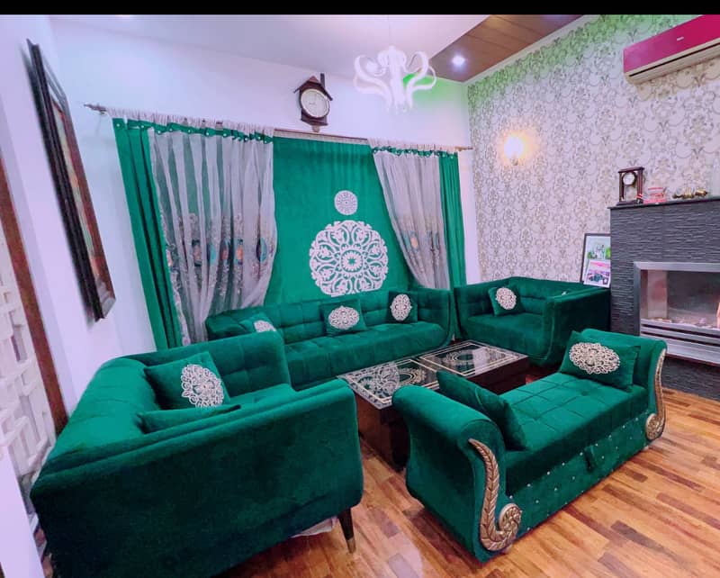 Complete Sofa set with center Table 1