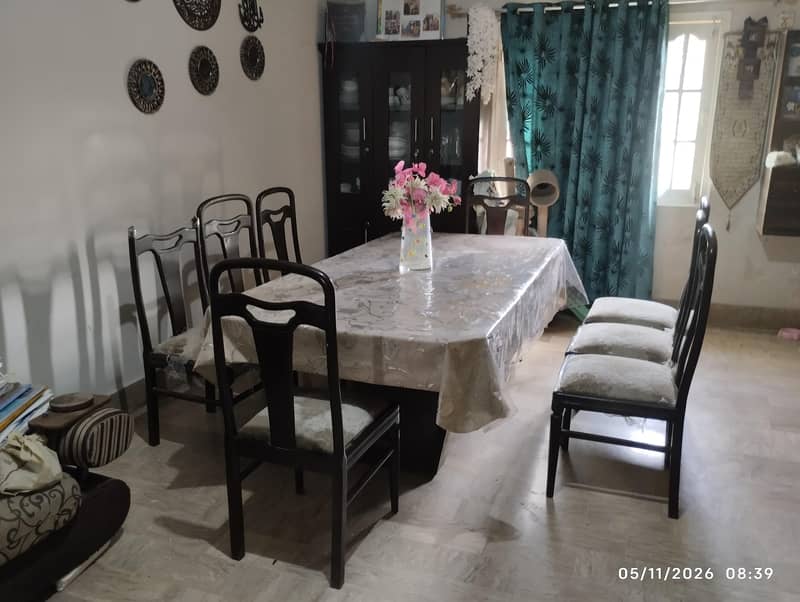 8 Chairs Dining table 1
