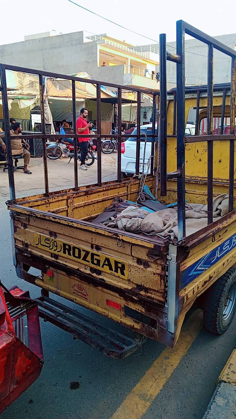 auto loader rickshaw 2